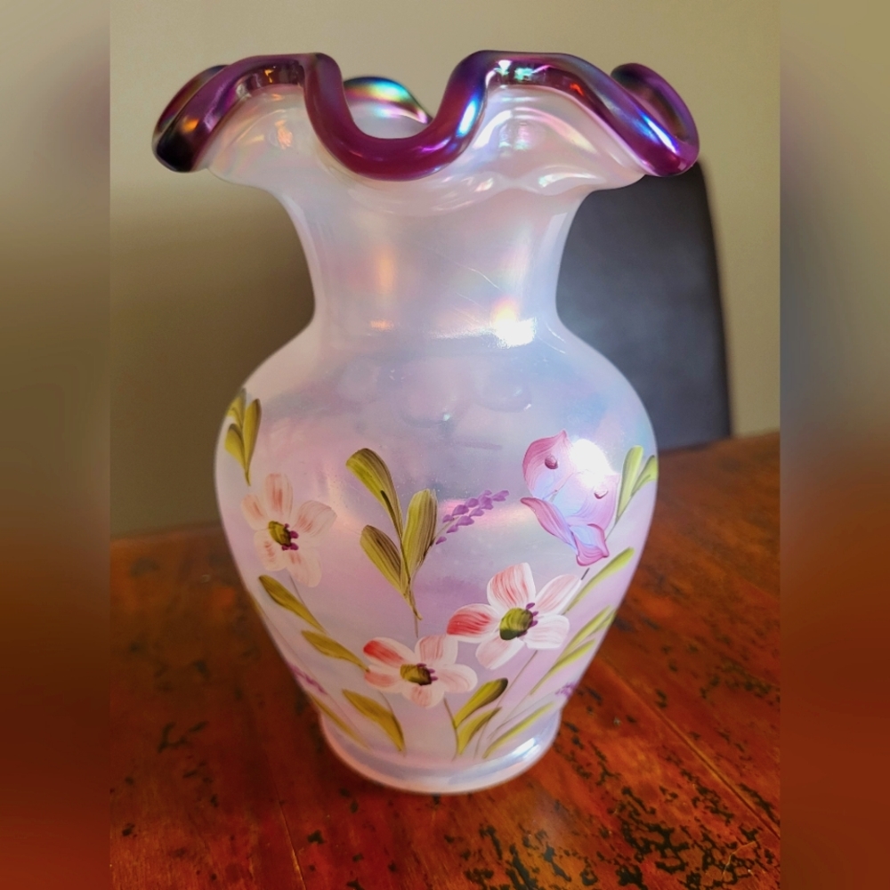 FENTON VASE HAND PAINTED BY ARTIST J. DOWEN LIGHT PINK